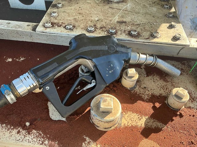 Tolsma horizontale opslagtank - afbeelding 2 van  13