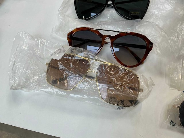 Tom ford zonnebril (10x) - afbeelding 2 van  9