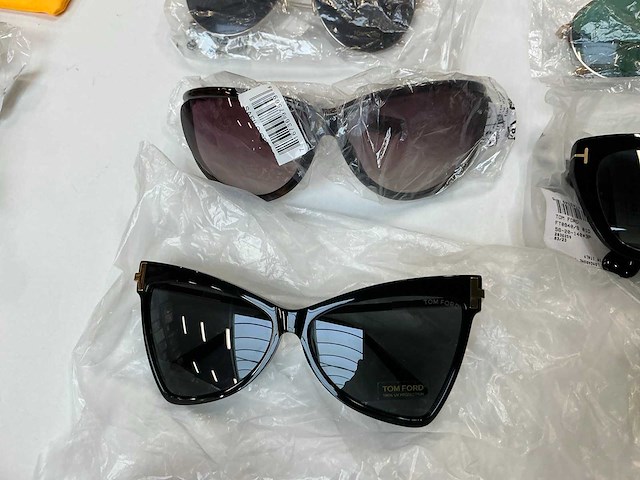 Tom ford zonnebril (10x) - afbeelding 3 van  9