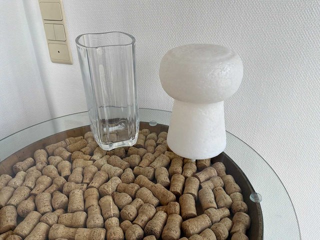 Ton met glazen bovenblad - afbeelding 3 van  4