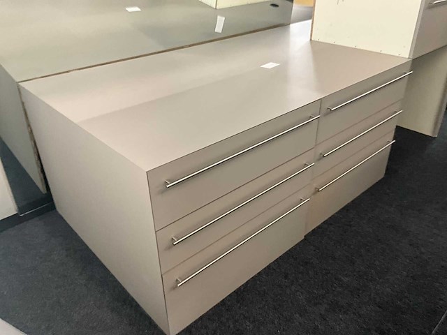 Toogmeubel/winkelopbergmeubel (2x) - afbeelding 10 van  16