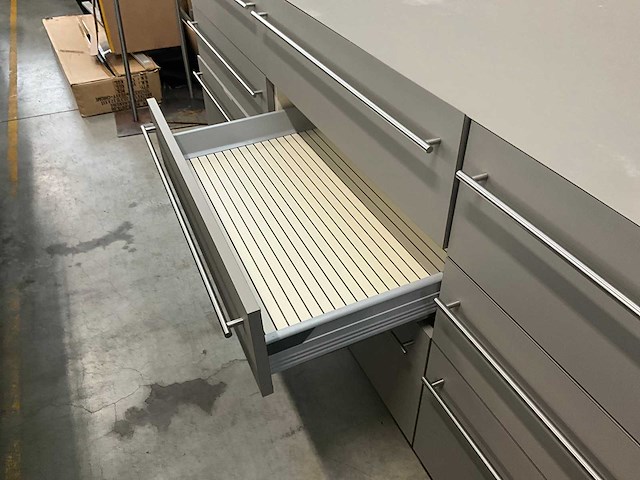 Toogmeubel/winkelopbergmeubel - afbeelding 5 van  7