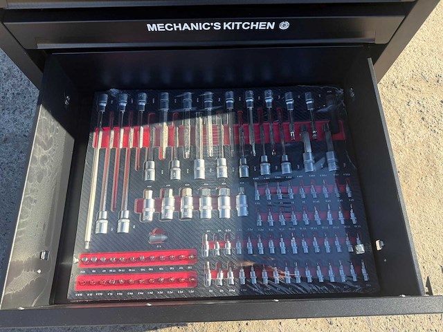 Tool union - 2026 - mechanic's kitchen - werkplaatskast - afbeelding 4 van  18