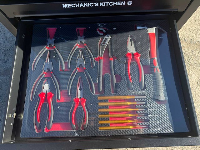 Tool union - 2026 - mechanic's kitchen - werkplaatskast - afbeelding 9 van  17