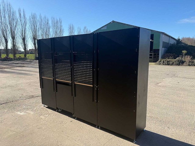 Tool union - mechanic's kitchen - werkplaatsmeubilair - afbeelding 13 van  18