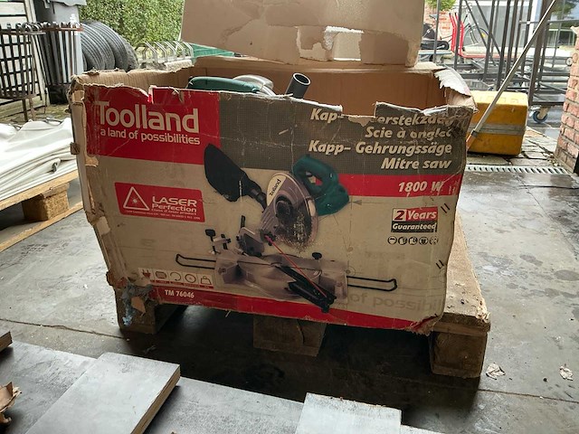 Toolland tm76046 afkortcirkelzaagmachine - afbeelding 2 van  3