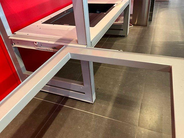 Toonzaal meubels/frames (8x) - afbeelding 1 van  2