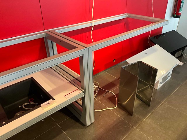 Toonzaal meubels/frames (8x) - afbeelding 6 van  9