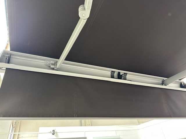 Toonzaal zonnescherm lx530 harol - lx530 - electronics - afbeelding 3 van  4