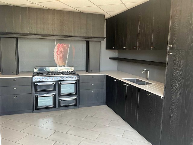 Toonzaalkeuken arpeggio massieve eik - afbeelding 1 van  24