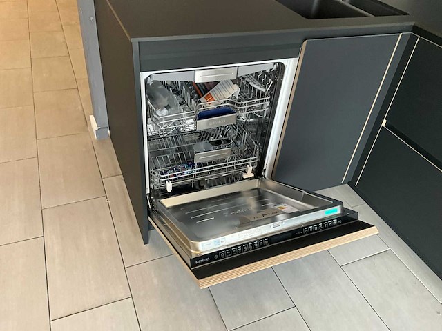 Toonzaalkeuken fenix/vanca - afbeelding 5 van  50