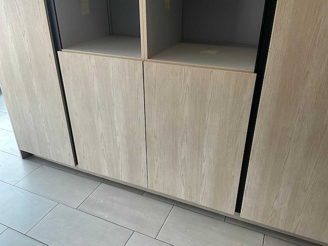 Toonzaalkeuken fenix/vanca - afbeelding 13 van  25