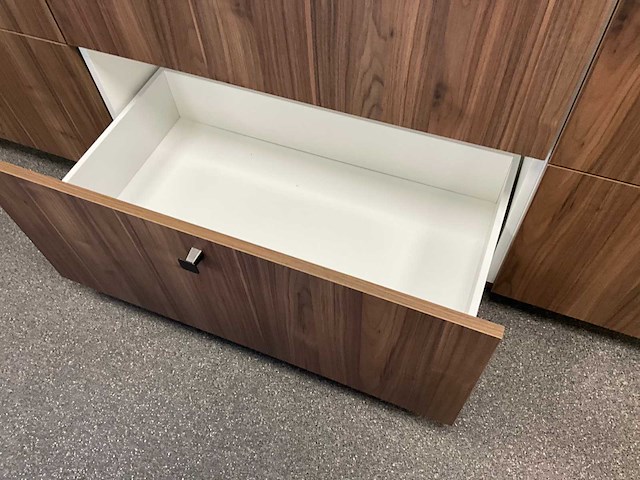 Toonzaalkeuken piot kunststof notelaar - afbeelding 30 van  77