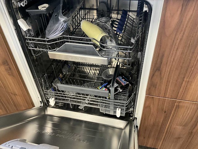 Toonzaalkeuken piot kunststof notelaar - afbeelding 36 van  77