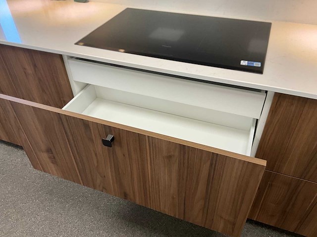 Toonzaalkeuken piot kunststof notelaar - afbeelding 42 van  77