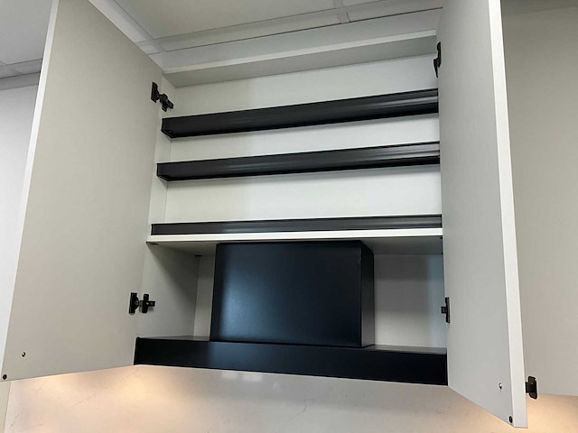 Toonzaalkeuken piot kunststof notelaar - afbeelding 47 van  77