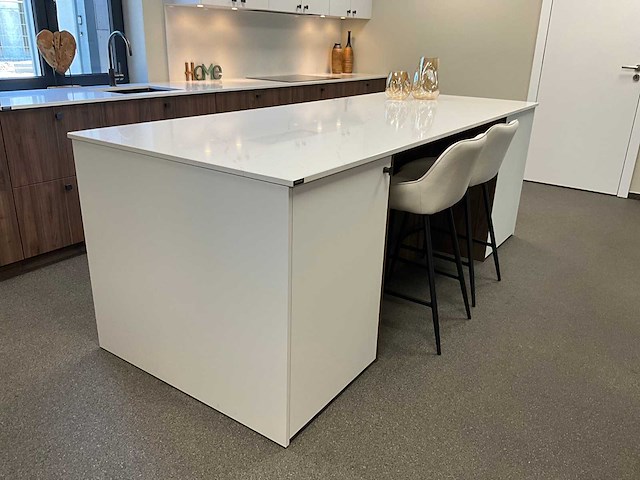 Toonzaalkeuken piot kunststof notelaar - afbeelding 52 van  77