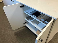 Toonzaalkeuken piot kunststof notelaar - afbeelding 61 van  77