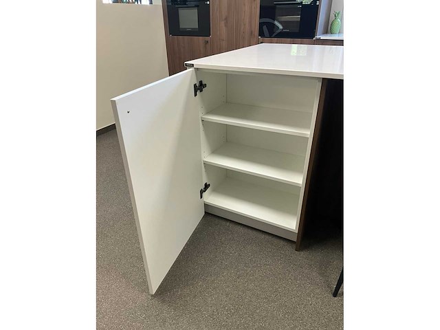 Toonzaalkeuken piot kunststof notelaar - afbeelding 69 van  77