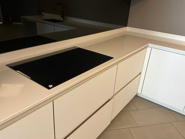 Toonzaalkeuken piot kunststof notelaar - afbeelding 28 van  34