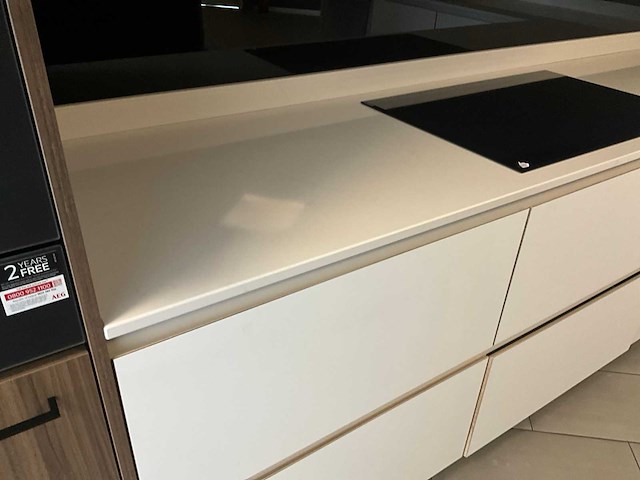 Toonzaalkeuken piot kunststof notelaar - afbeelding 33 van  34