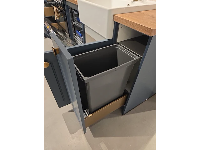Toonzaalkeuken vanden borre kitchen adige - afbeelding 15 van  39