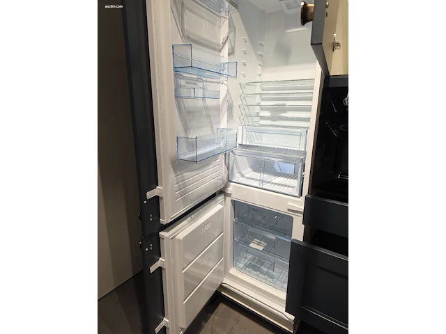 Toonzaalkeuken vanden borre kitchen adige - afbeelding 35 van  39