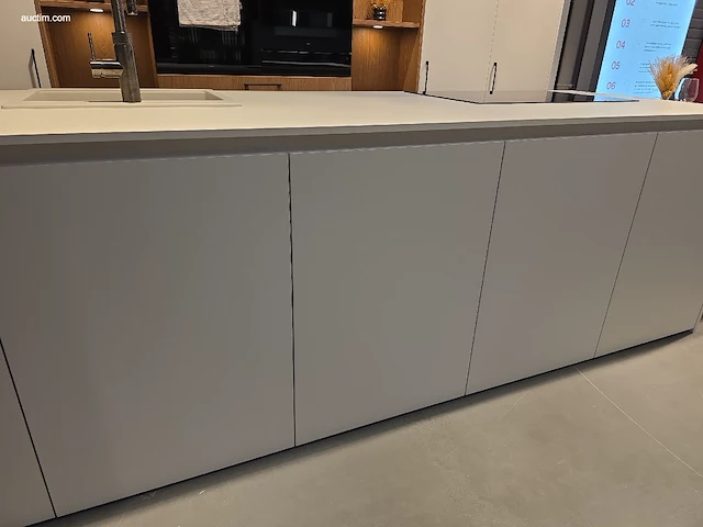 Toonzaalkeuken vanden borre kitchen lima - afbeelding 34 van  35