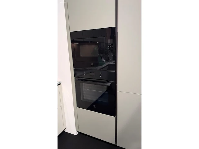 Toonzaalkeuken vanden borre kitchen luxa... - afbeelding 5 van  11