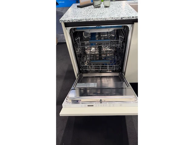 Toonzaalkeuken vanden borre kitchen luxa... - afbeelding 6 van  11