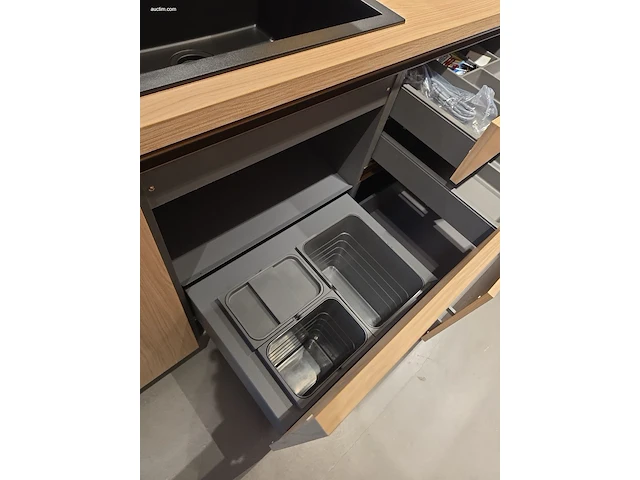 Toonzaalkeuken vanden borre kitchen yula - afbeelding 9 van  41