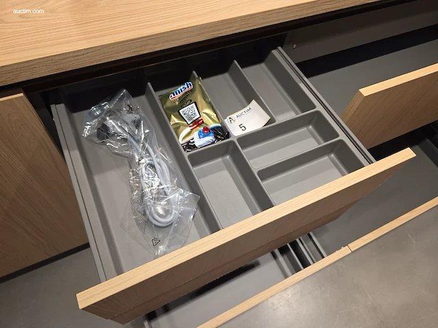 Toonzaalkeuken vanden borre kitchen yula - afbeelding 11 van  41