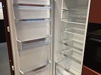Toonzaalkeuken vanden borre kitchen yula - afbeelding 22 van  41
