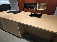 Toonzaalkeuken vanden borre kitchen yula - afbeelding 23 van  41