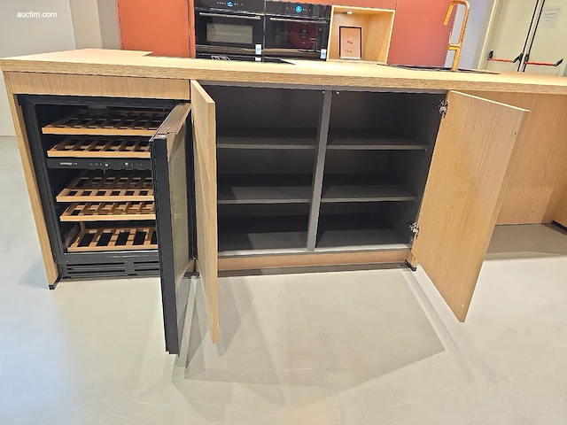 Toonzaalkeuken vanden borre kitchen yula - afbeelding 34 van  41