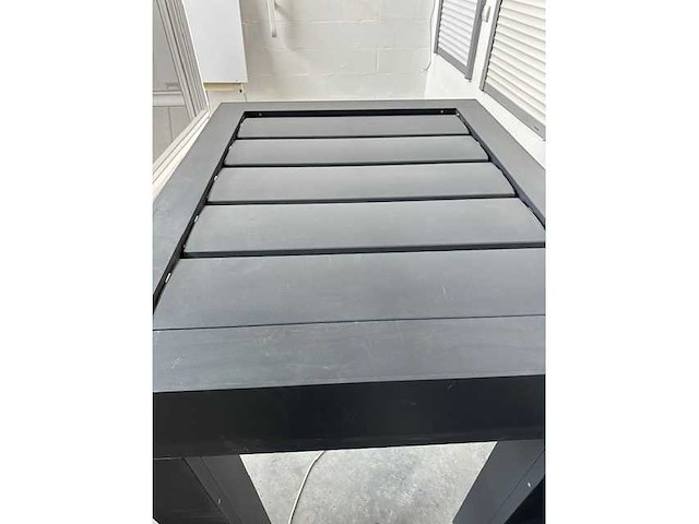 Toonzaalmodel lamellendak verano - sun screens - afbeelding 2 van  2