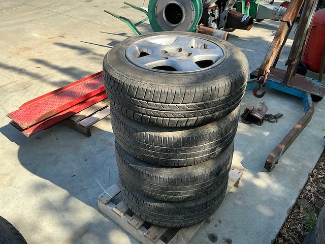 Toora velg met band (4x) - afbeelding 2 van  5