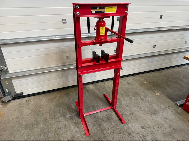 Top gear werkplaatspers 20 ton / hydraulische werkplaatspers - afbeelding 7 van  15