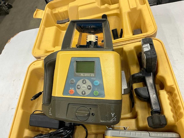 Topcon rl-200 2s bouwlaser - afbeelding 6 van  11