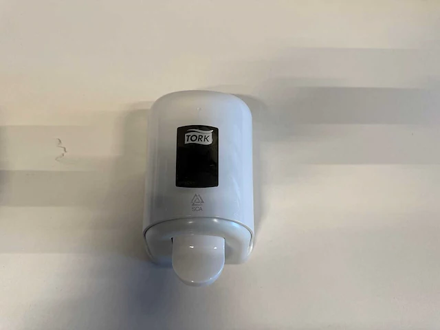 Tork - dispensers tork mini jumbo + zeep (28x) - afbeelding 3 van  4