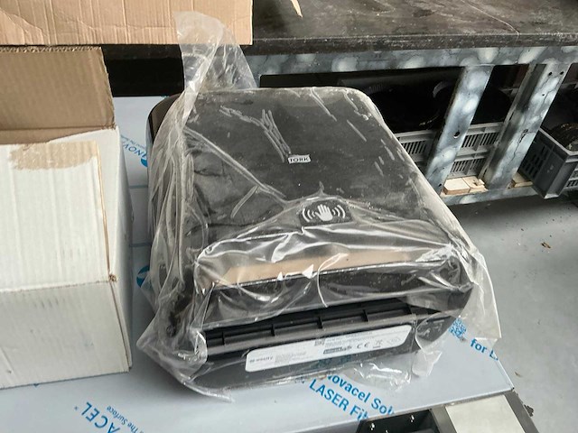 Tork papierdispenser - afbeelding 1 van  3