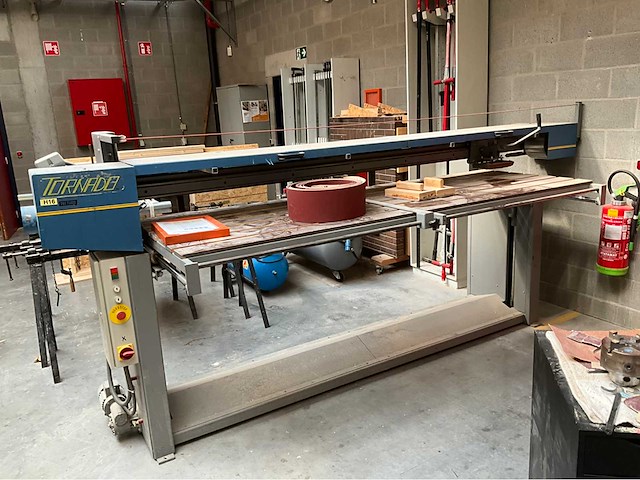 Tornado - langbandschuurmachine - afbeelding 1 van  9