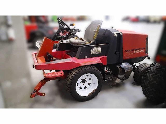 Toro - groundsmaster 3200d - zitmaaier - afbeelding 2 van  9