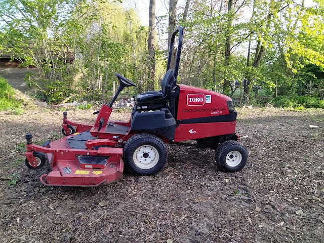 Toro - groundsmaster 3280d - ride on lawn mower - 2006 - afbeelding 1 van  1