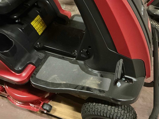 Toro es3200dc elektrische zitmaaier - afbeelding 7 van  11