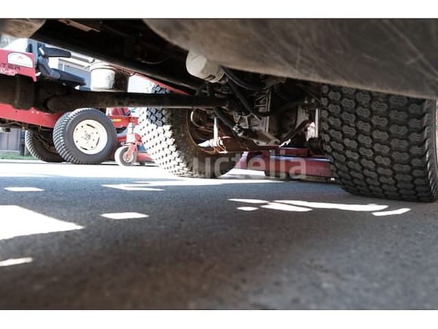 Toro groundmaster 223-d 4x4 diesel rijmaaier - afbeelding 18 van  26