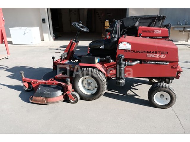 Toro groundmaster 223-d diesel grasmaaier - afbeelding 8 van  22