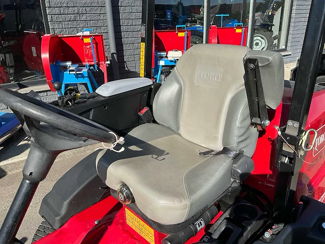 Toro groundsmaster 3200 tractormaaier nieuw - afbeelding 7 van  23