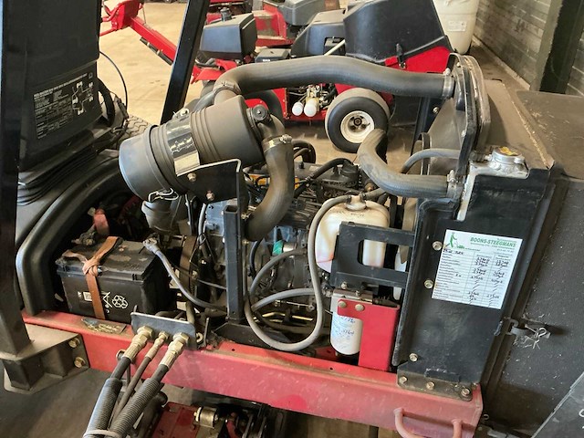 Toro reelmaster 5510 crosstrax awd fairway maaier - afbeelding 4 van  12
