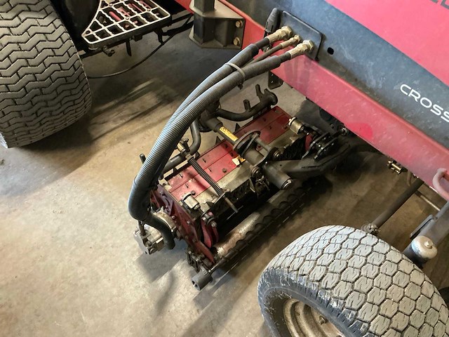 Toro reelmaster 5510 crosstrax awd fairway maaier - afbeelding 2 van  18